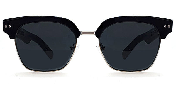 CUT 104 Black / Black